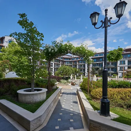Boutique Rose Gardens Lägenhetshotell Pomorie