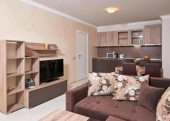 Boutique Rose Gardens 4*