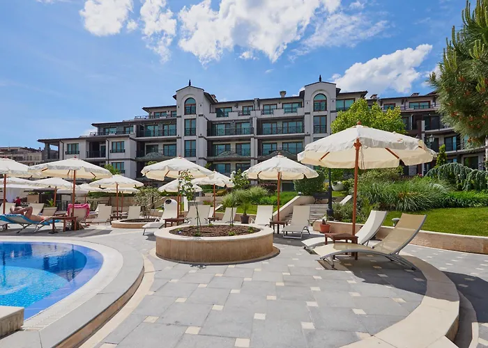 Boutique Rose Gardens 4* ポモリエ