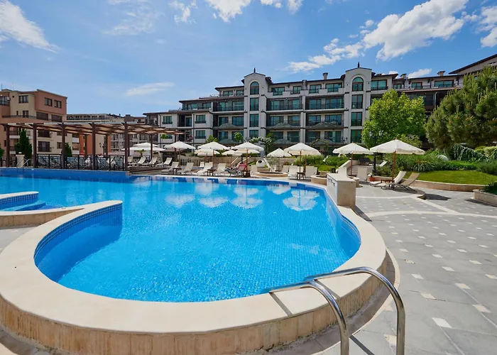 Appart hôtel Boutique Rose Gardens 4*