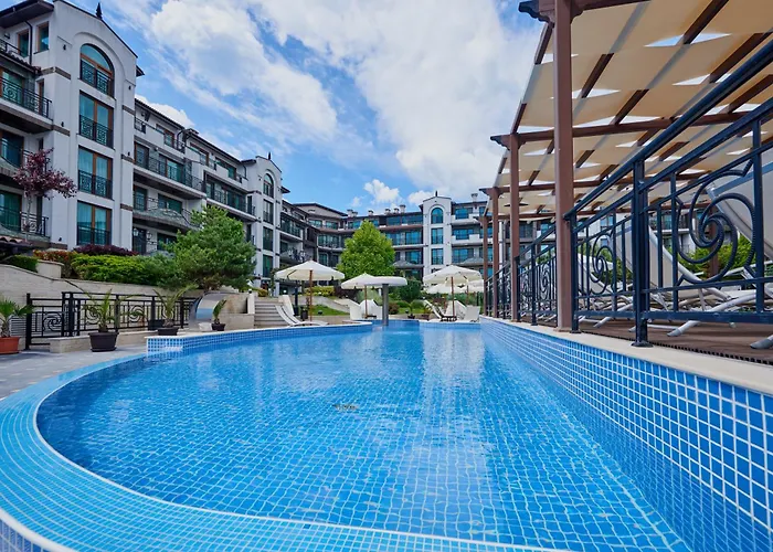 Boutique Rose Gardens アパートホテル